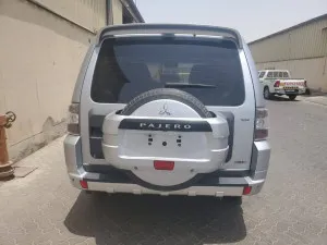 2013 ميتسوبيشي باجيرو