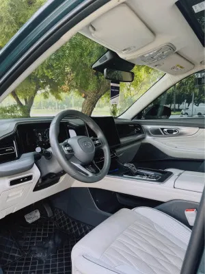 2023 GAC GS8 