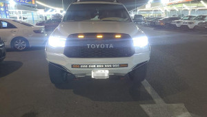 2012 Toyota Sequoia in dubai
