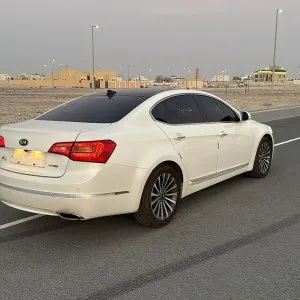 2012 Kia K7 in dubai