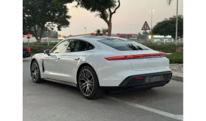 2023 بورش تايكون 