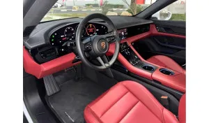 2023 بورش تايكون 