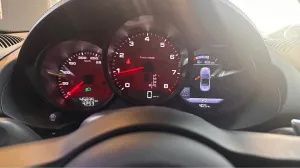2022 بورش 718