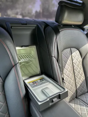 2017 اودي اس ٨