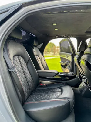 2017 اودي اس ٨