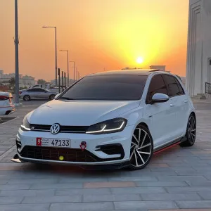 2018 Volkswagen Golf in dubai
