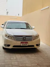 2011 Toyota Avalon in dubai