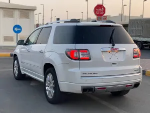 2016 GMC Acadia