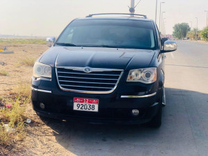 2010 Chrysler Grand Voyager in dubai