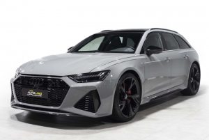 2021 Audi RS6 in dubai