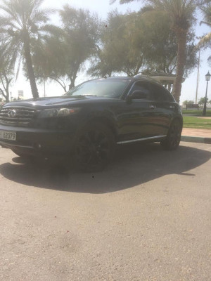 2007 Infiniti FX35 in dubai