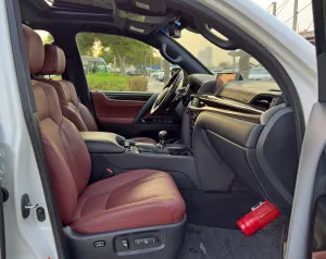 2019 Lexus LX 570