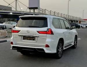 2019 Lexus LX 570