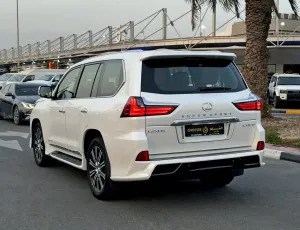 2019 Lexus LX 570