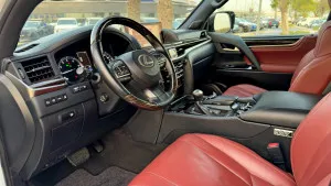 2019 Lexus LX 570