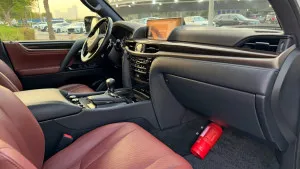 2019 Lexus LX 570