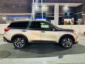 2023 Infiniti QX60 in dubai