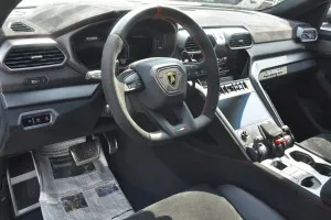 2023 Lamborghini URUS