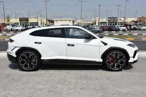2023 Lamborghini URUS