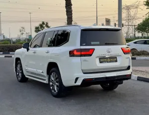 2024 Toyota Land Cruiser
