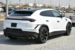 2023 Lamborghini URUS