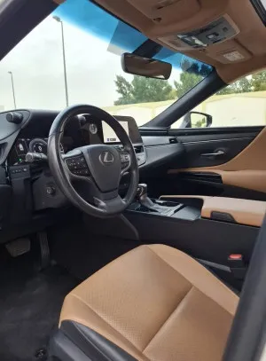 2023 Lexus ES