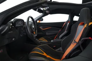 2021 ماكلارين 720S
