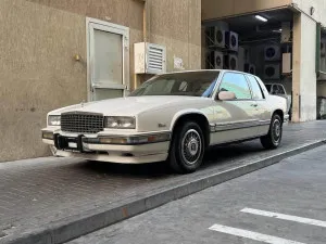 1990 كاديلاك الدورادو in dubai