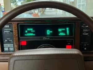 1990 كاديلاك الدورادو