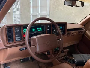 1990 كاديلاك الدورادو