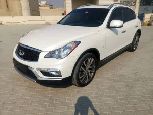 2018 إنفينيتي كيو آكس٥٠ in dubai