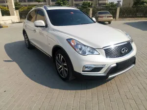 2018 إنفينيتي كيو آكس٥٠