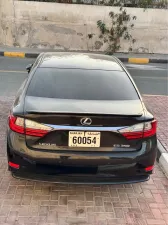 2018 لكزس ES - اي اس