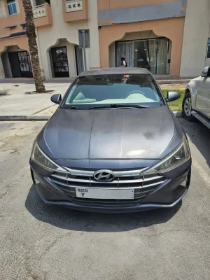 2019 Hyundai Elentra in dubai