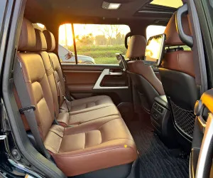 2018 Toyota Land Cruiser