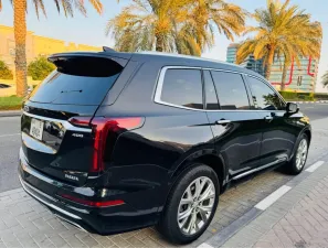 2020 كاديلاك اكس تي ٦