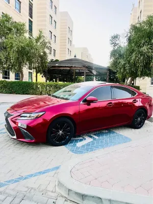 2015 لكزس ES - اي اس in dubai