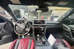 2019 Lexus LX 570