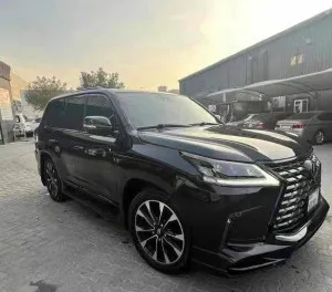 2019 Lexus LX 570
