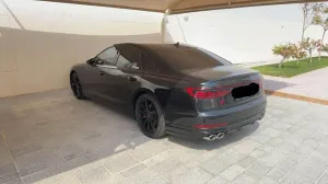 2022 Audi S8