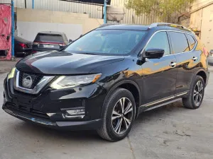 2017 نيسان روج in dubai