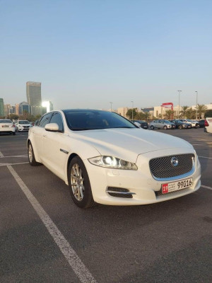 2011 Jaguar XJ in dubai