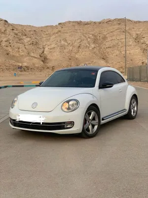 2015 Volkswagen Beetle in dubai