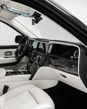 2025 رولز رويس كولينان