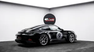 2024 بورش 911 كاريرا