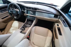 2019 Jaguar XF