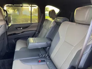 2024 Lexus LX 700