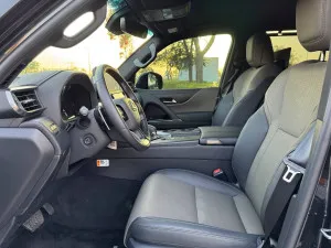 2024 Lexus LX 700