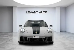 2025 Porsche 911 Carrera
