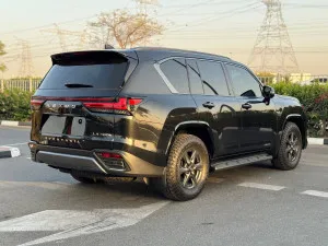 2024 Lexus LX 700